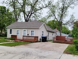 Building Photo - 109 Florence St