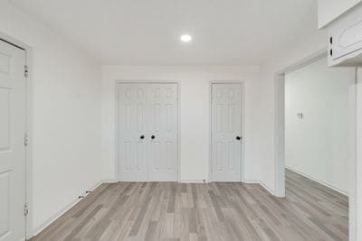 Building Photo - 725 W Brock St