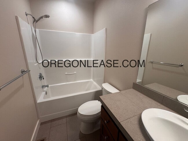Building Photo - 3 Bedrooms | 2 Bathrooms | 1,800 Sq. Ft. |...