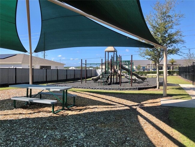 Building Photo - 1980 Chickasaw Blvd