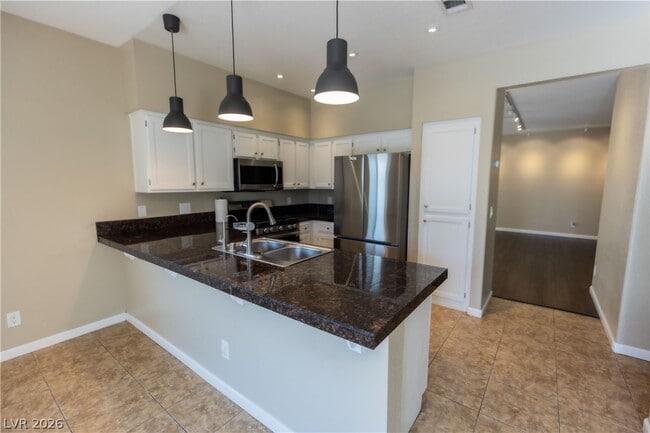 Building Photo - 1516 Pacific Terrace Dr