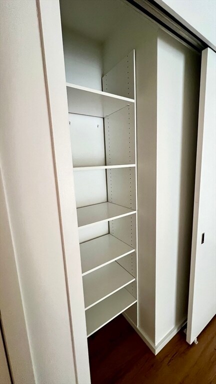 Building Photo - 2 Earhart St