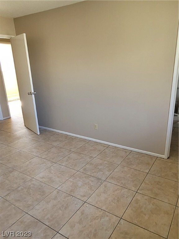 Building Photo - 1111 Arapaho Way