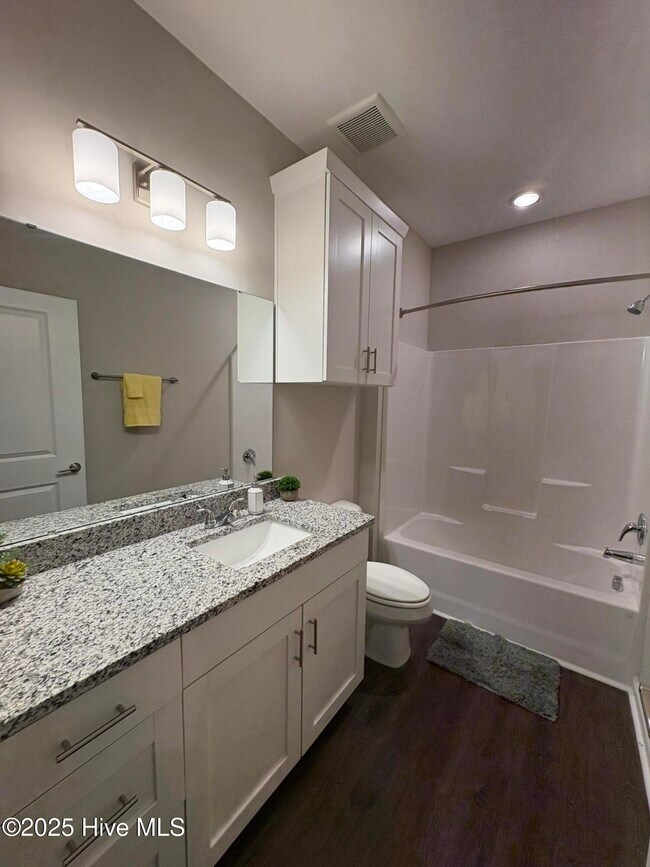 Building Photo - 5630 Lucas Ct
