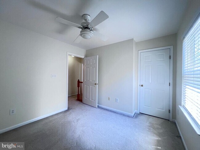 Building Photo - 17207 Sumac Ct