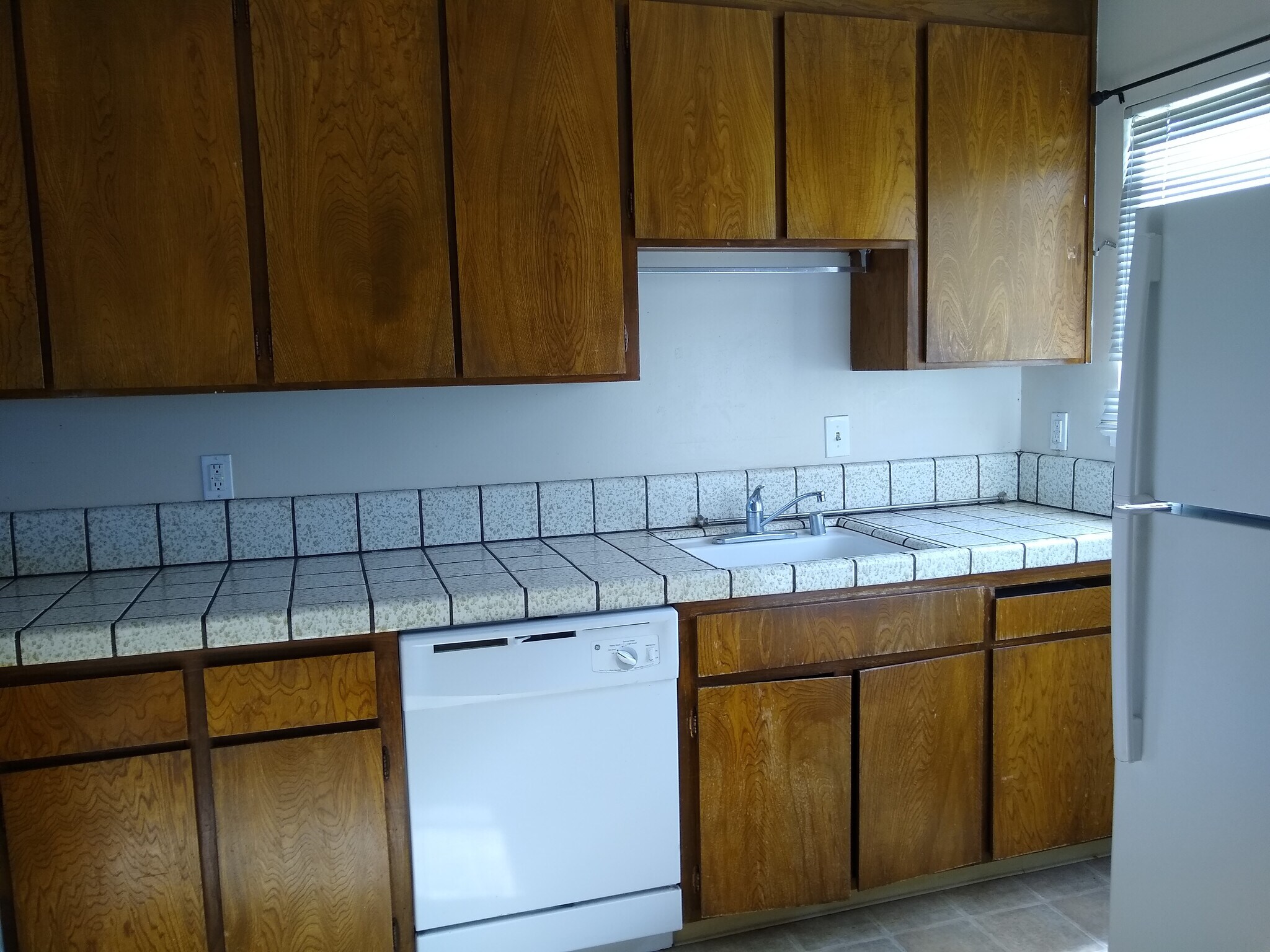 Building Photo - 825 Kiely Blvd