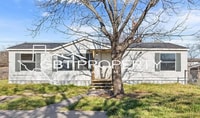 Building Photo - 1615 Crockett St