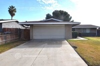 Building Photo - 2141 E Bessant St