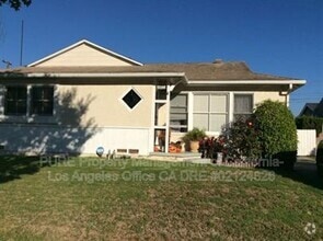 Building Photo - 22106 Redbeam Ave