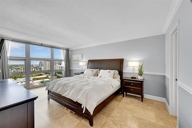 Building Photo - 531 N Ocean Blvd