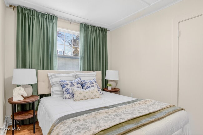 Building Photo - 5 Van Dorn St