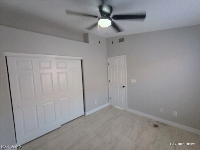 Building Photo - 1465 Dragon Rock Dr