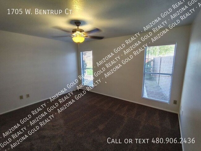 Building Photo - 1705 W Bentrup Ct