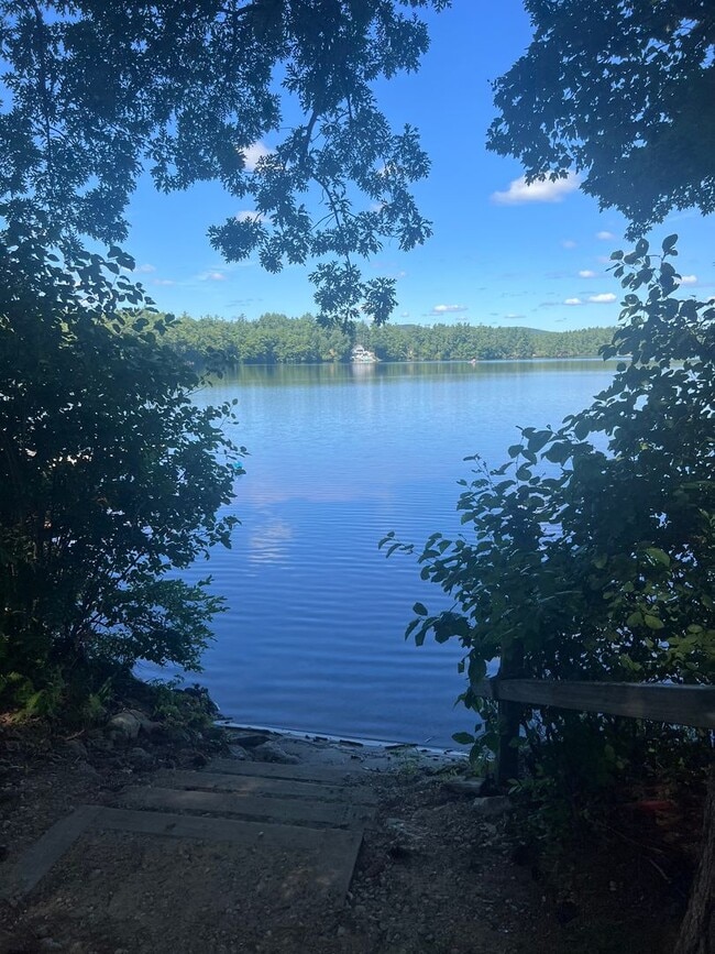 Building Photo - Great location with deeded access to Bauneg Beg Pond