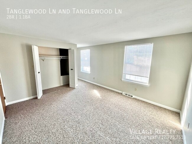 Building Photo - 442 Tanglewood Ln