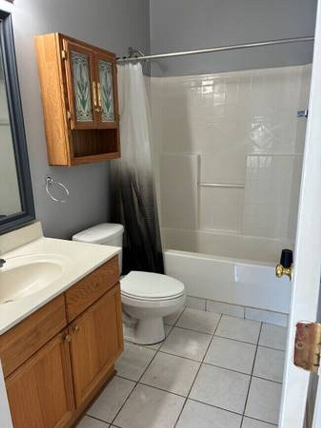 Building Photo - 6810 Teviot Dr