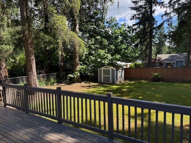 Building Photo - RARE FIND! 5 Bedroom Rambler with Fenced i...