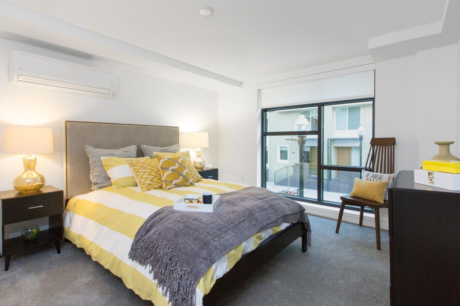 Building Photo - 150 S Taaffe St