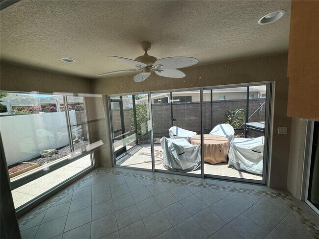 Building Photo - 2272 Vassar Ln