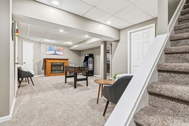 Building Photo - 185 Heights Ave