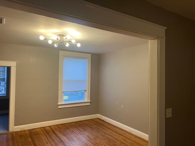 Building Photo - 74X Melville Ave