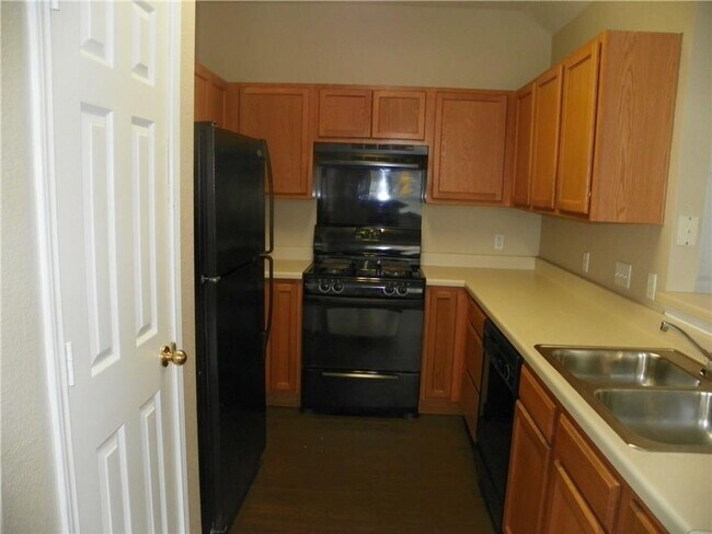 Building Photo - 13704 Harris Ridge Blvd