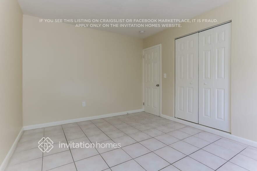Building Photo - 908 Belmont Dr