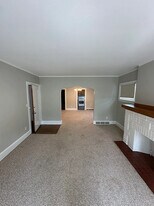 Building Photo - 521 Platt St