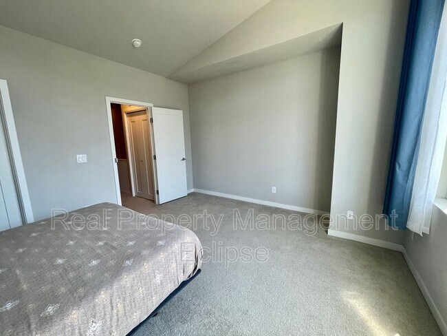 Building Photo - 1525 139th Ct NE