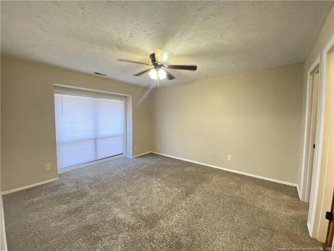 Building Photo - 1853 Tryon Dr