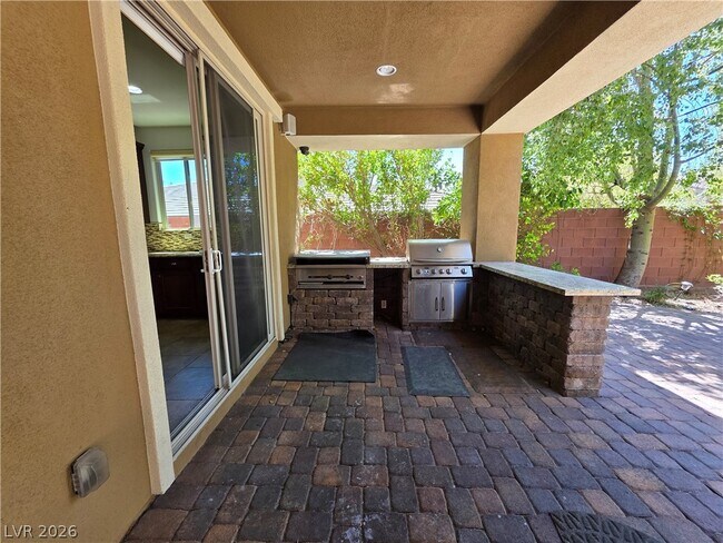 Building Photo - 5495 Alden Bend Dr
