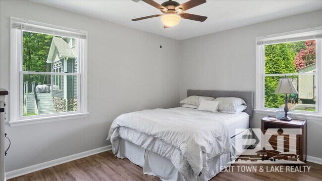 Building Photo - 104 Dogwood Acres