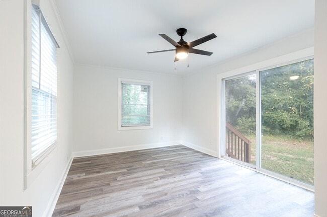 Building Photo - 4175 Cottage Ln