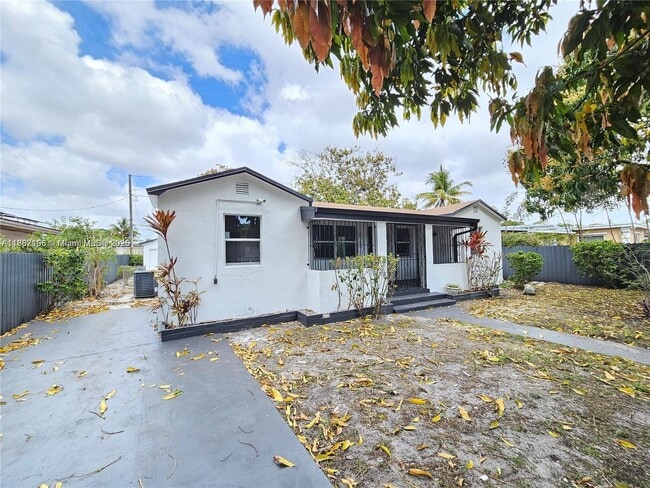 Primary Photo - 11712 NW 3rd Ave
