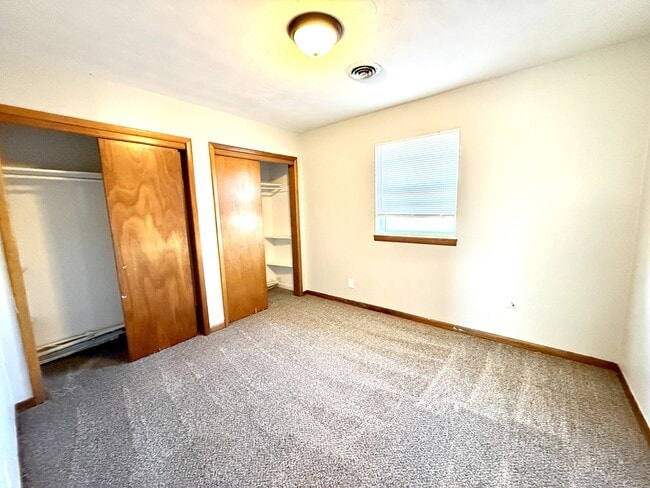 Building Photo - 3289 Cardinal Rd