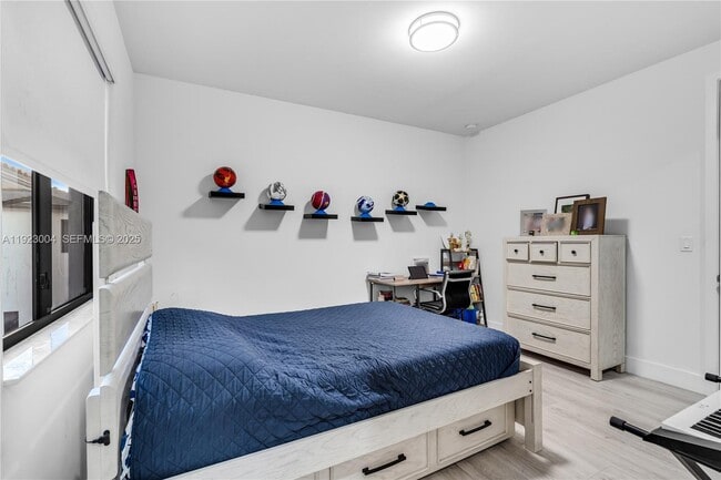 Building Photo - 4363 NW 81st Ave