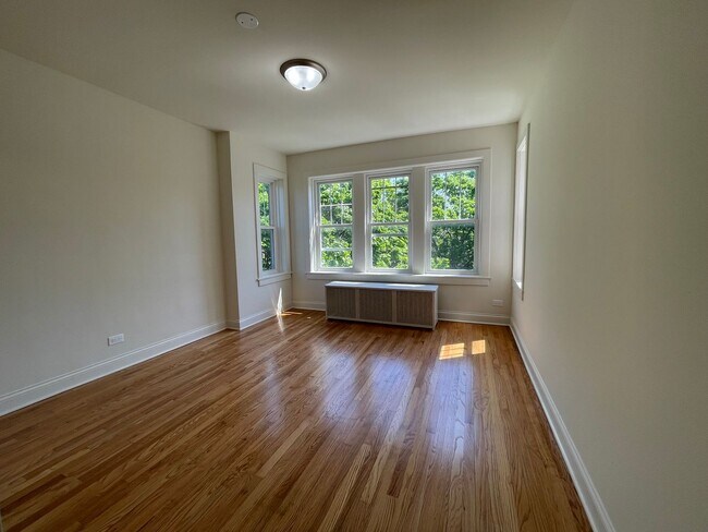 Building Photo - Brand New Renovation! 3 BR/ 2 BA On Quiet ...