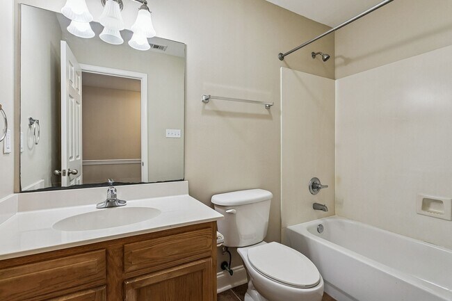 Building Photo - 104 Covington Meadow Cir