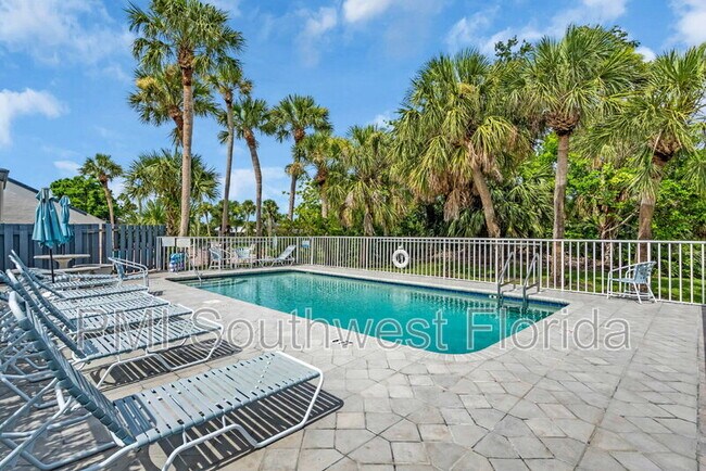 Building Photo - 7294 Cloister Dr