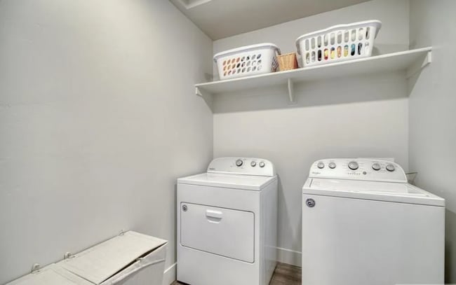 Building Photo - 651 S 2400 W