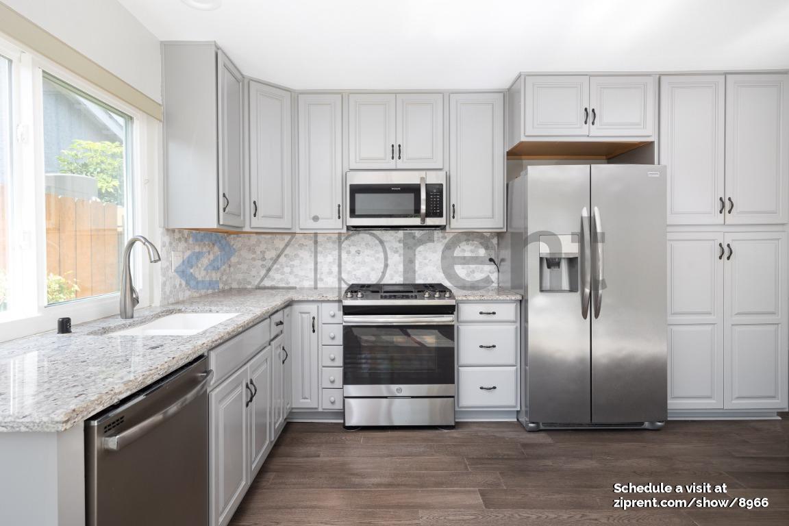 Building Photo - 10959 Bali Ln
