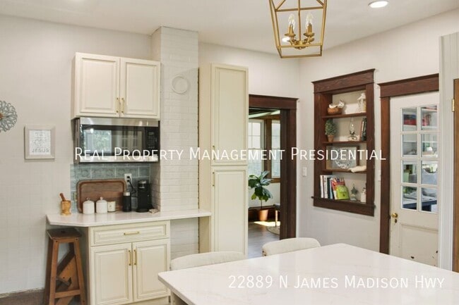 Building Photo - 22889 N James Madison Hwy