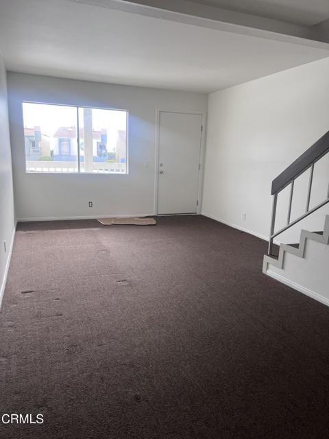 Building Photo - 233 S Ventura Rd