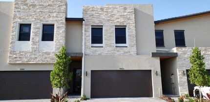 Building Photo - 10452 NW 80th Terrace