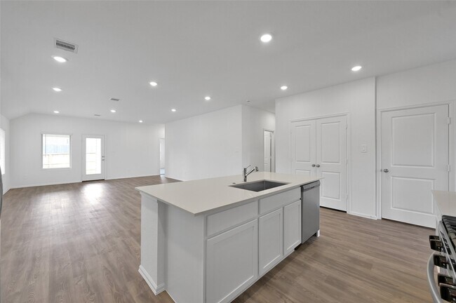 Building Photo - 3609 Oakvale Dr
