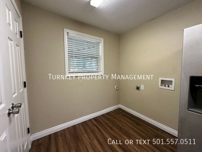 Building Photo - 5101 N Walnut Rd