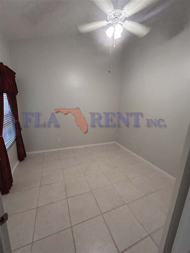 Building Photo - *  2Bed 2Bath with Bonus Room Golf Villa located in Winter Springs *