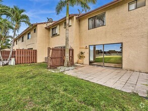 Building Photo - 2821 SW 58th Manor