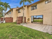 Building Photo - 2821 SW 58th Manor