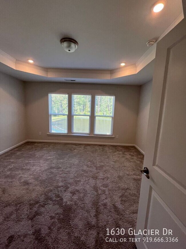 Building Photo - 1630 Glacier Dr